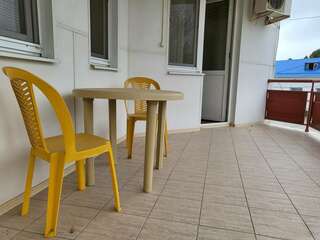 Гостиница Сален Витязево Стандартный двухместный номер с 1 кроватью или 2 отдельными кроватями и балконом-7