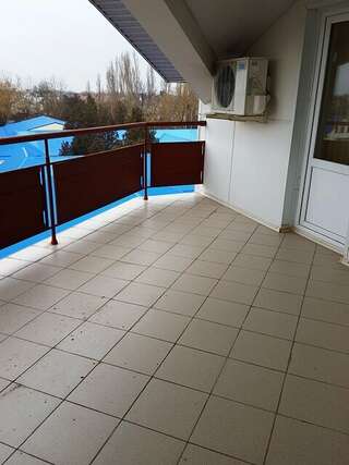 Гостиница Сален Витязево Люкс с балконом-5